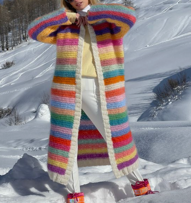 MILLA - Warmer und stylischer Strickmantel in Regenbogenfarben